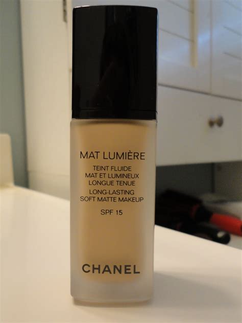 chanel mat lumiere foundation review|Chanel Mat LumiÃ©re Review .